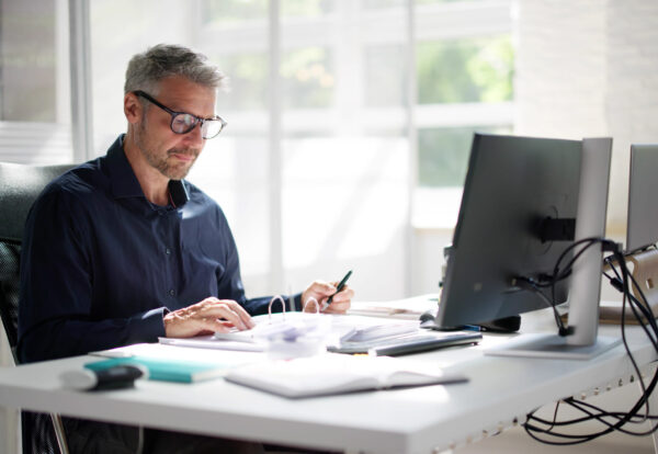 Business Accountant Accountant And Bookkeeper. Invoice And Calculator
